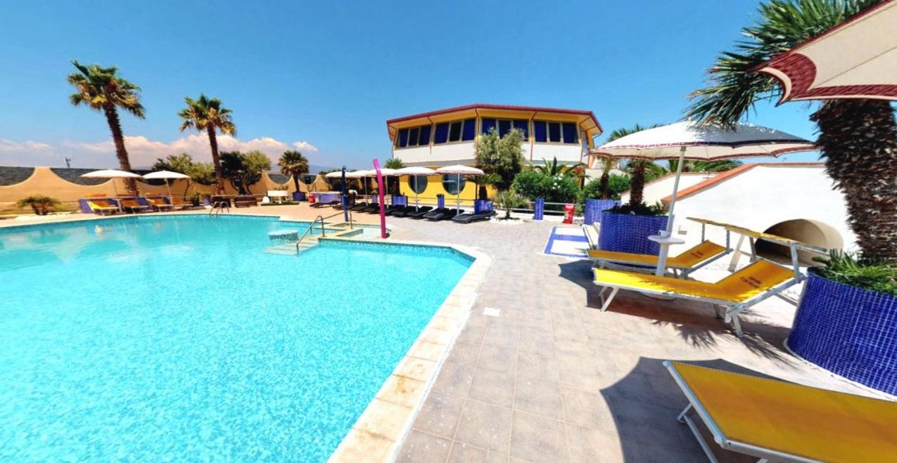 Nirvana Club Village Botricello Exterior foto
